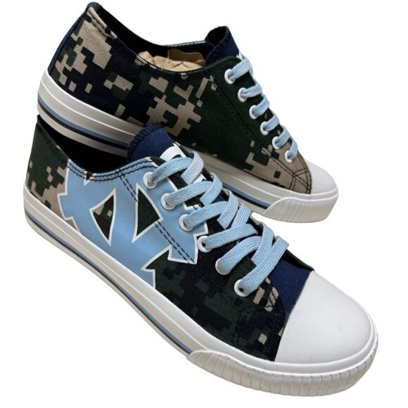 FOCO Men’s North Carolina Tar Heels Digi Camo Low Top Sneakers Sz 7 - Picture 1 of 14